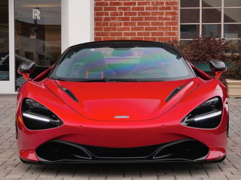 Used 2020 McLaren 720S Performance RWD image 2