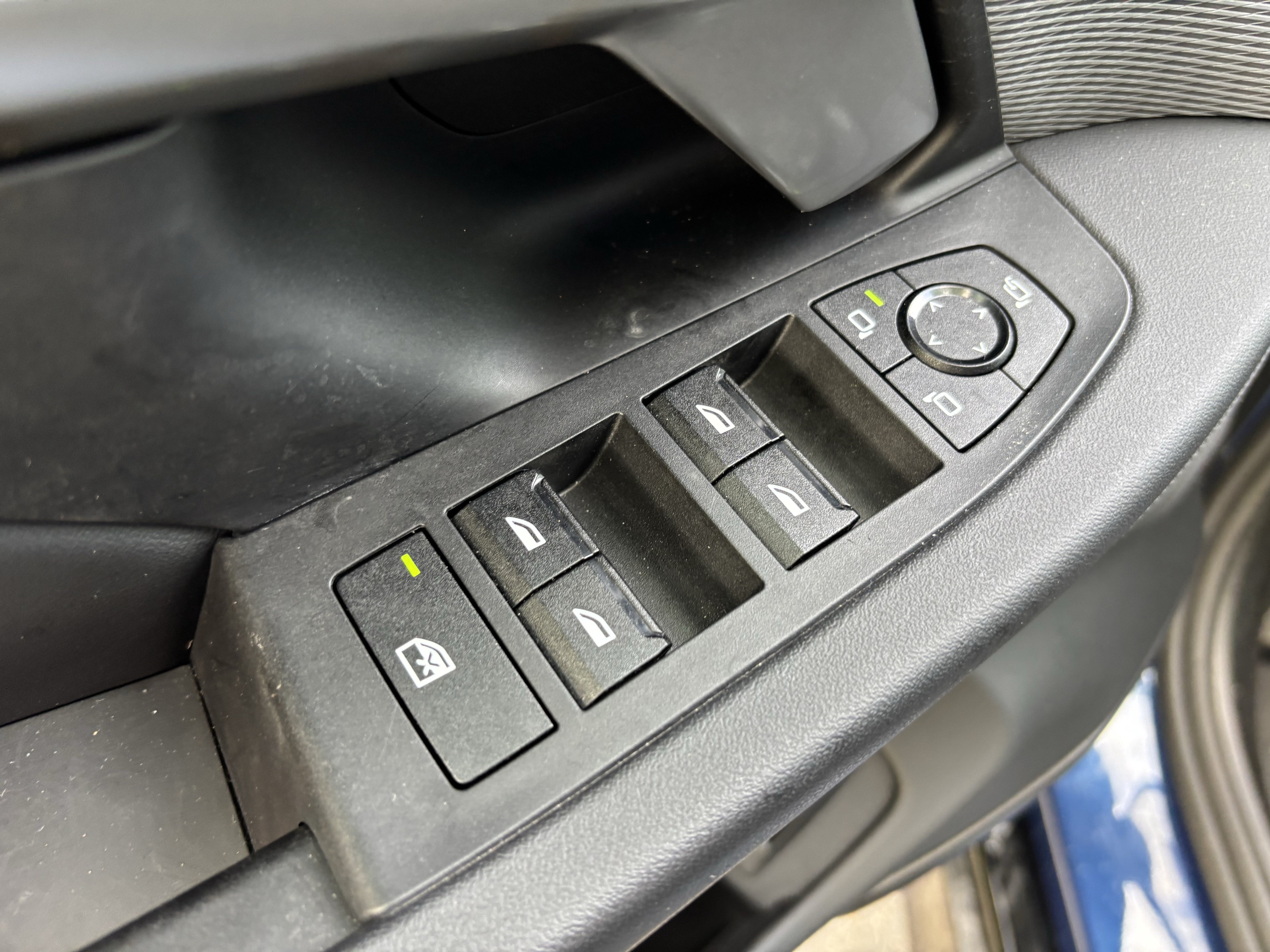 Certified 2024 BMW i5 eDrive40i w/ M Sport Package RWD image 15