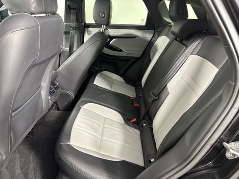 Used 2020 Land Rover Range Rover Evoque R-Dynamic S AWD/4WD image 22