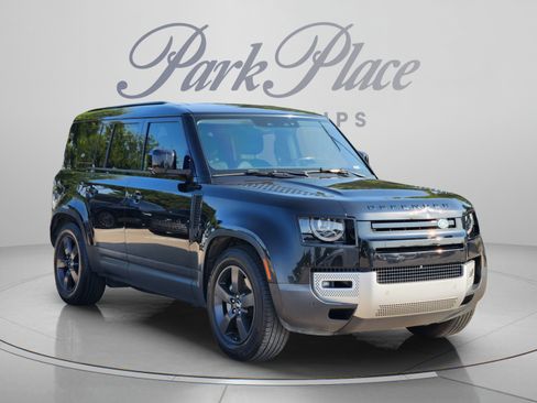 Used 2020 Land Rover Defender 110 HSE AWD/4WD image 4