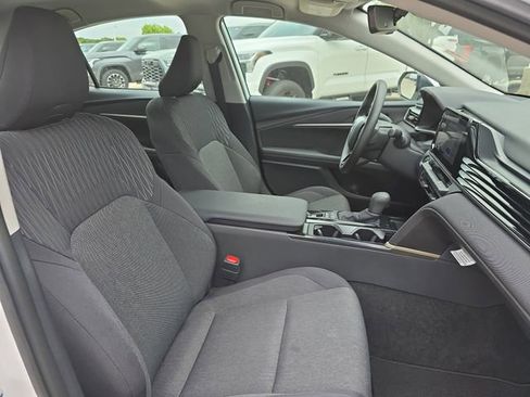 Used 2026 Toyota Camry LE w/ Convenience Package FWD image 11