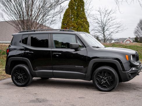 Used 2020 Jeep Renegade Sport image 4
