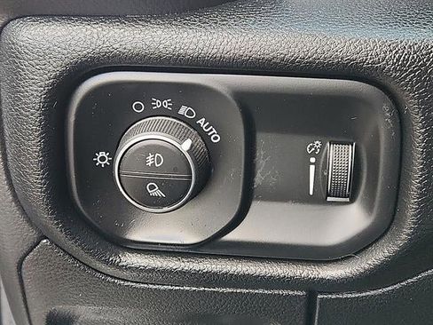 Used 2021 RAM 1500 Big Horn image 55