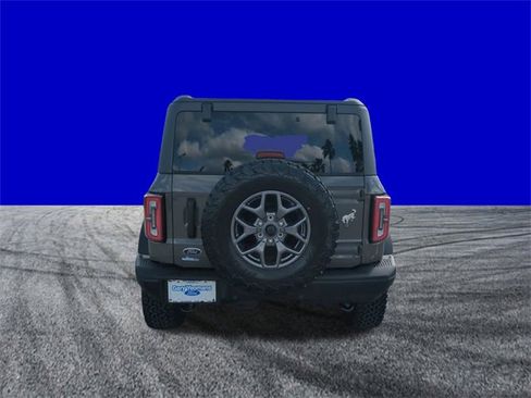 New 2025 Ford Bronco Badlands image 5