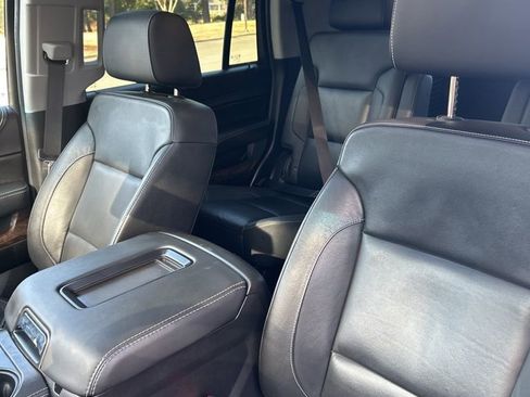 Used 2020 Chevrolet Tahoe LT w/ Luxury Package image 24