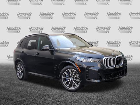 Used 2026 BMW X5 sDrive40i w/ M Sport Package RWD image 2