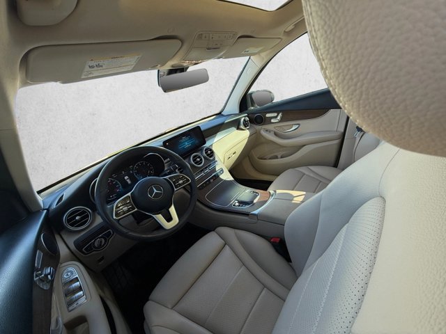 Used 2021 Mercedes-Benz GLC 300 4MATIC image 10
