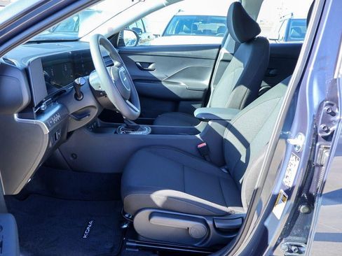 New 2026 Hyundai Kona SE image 7