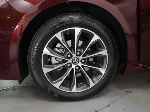 Used 2016 Toyota Avalon XLE Premium FWD image 29
