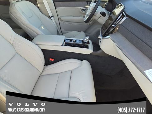 New 2026 Volvo XC90 B6 Ultra w/ Lounge Package image 13