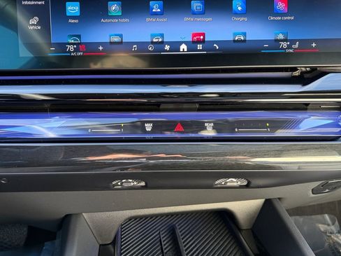 Certified 2026 BMW i5 eDrive40 AWD/4WD image 28