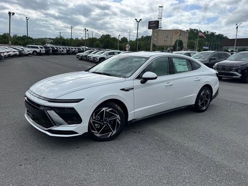 New 2026 Hyundai Sonata SEL image 1