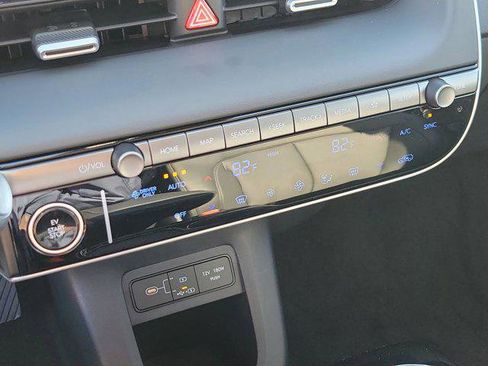 New 2025 Hyundai Ioniq 5 SEL image 28