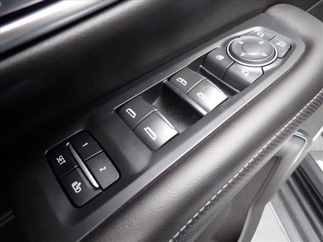 Used 2021 Chevrolet Tahoe Premier w/ Premium Package AWD/4WD image 18