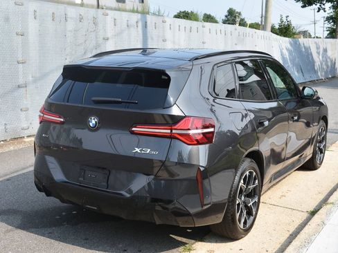 Used 2025 BMW X3 xDrive30i AWD/4WD image 5