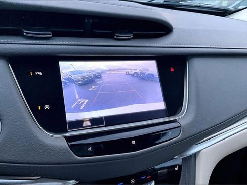 Used 2021 Cadillac XT5 Premium Luxury image 22