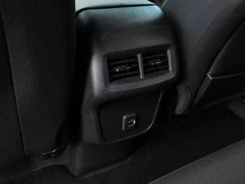 Used 2023 GMC Terrain SLE w/ Driver Convenience Package AWD/4WD image 19