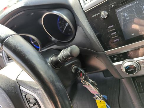 Used 2017 Subaru Outback 2.5i Premium image 24