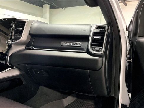 Used 2022 RAM 1500 Big Horn image 16