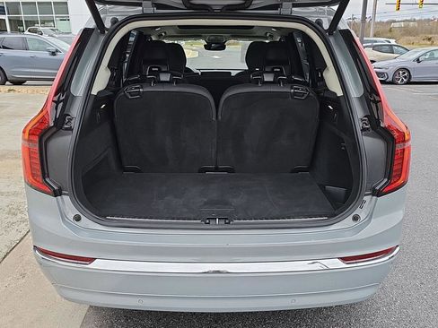 Used 2025 Volvo XC90 B6 Plus image 13
