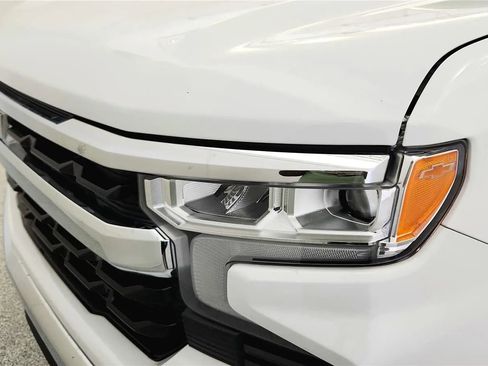 Used 2023 Chevrolet Silverado 1500 LT image 14