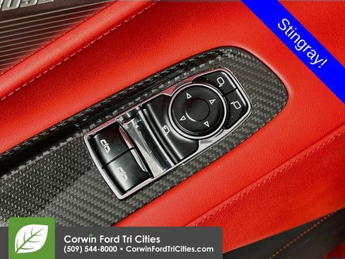 Used 2021 Chevrolet Corvette Stingray Preferred Cpe w/ Z51 Performance Package RWD image 13