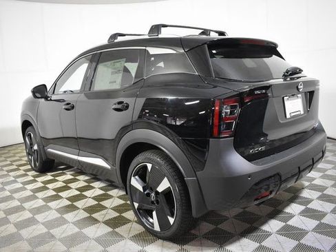 New 2026 Nissan Kicks SR w/ Cold Weather Package AWD/4WD image 6