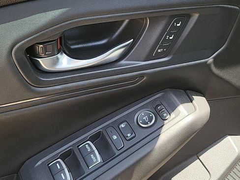 Used 2024 Honda Accord EX-L image 23