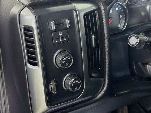 Used 2016 Chevrolet Silverado 1500 LT AWD/4WD image 11