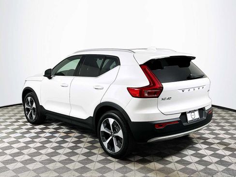 Used 2025 Volvo XC40 B5 Core w/ Protection Package Premier image 5
