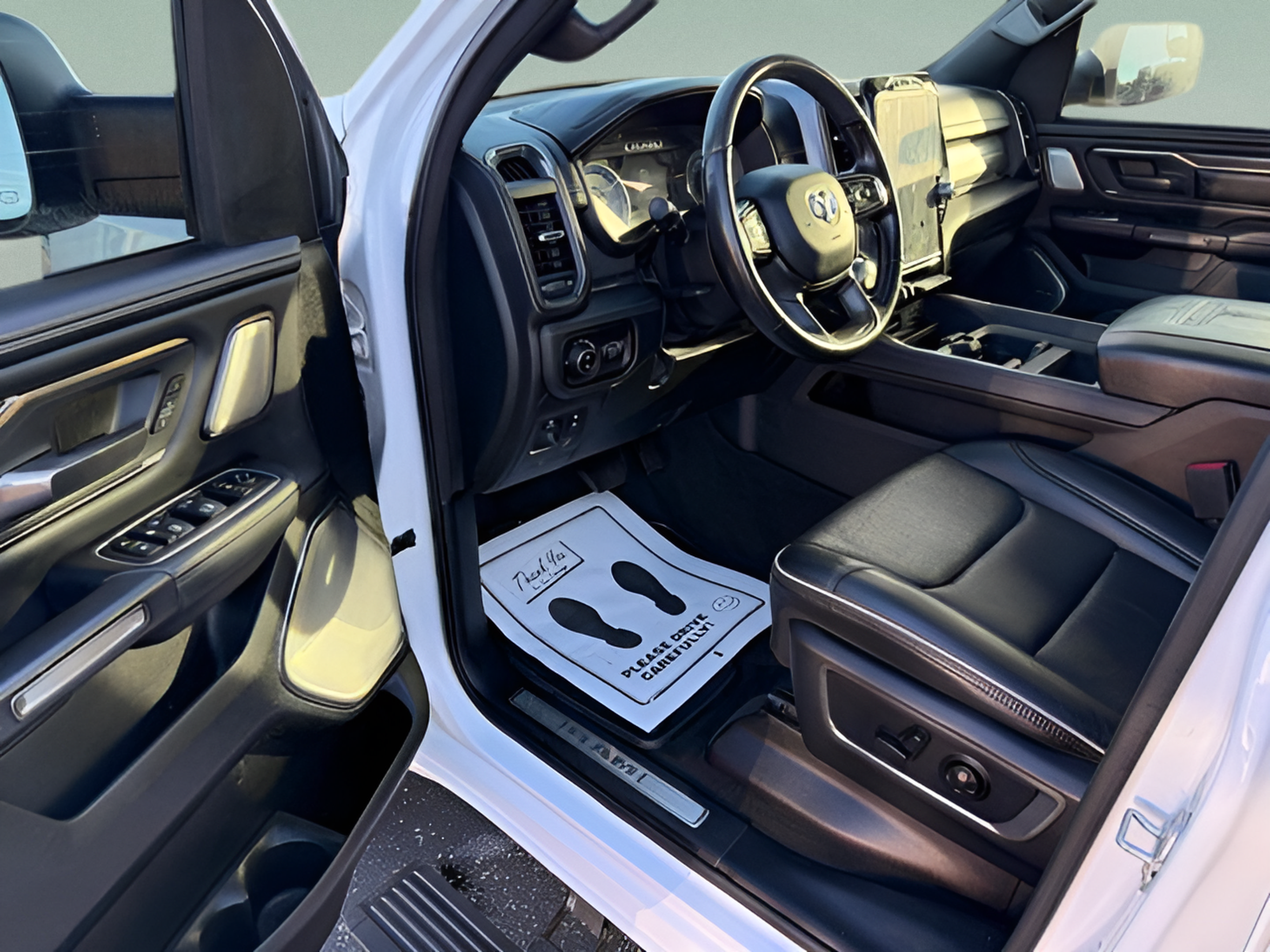 Used 2021 RAM 1500 Limited AWD/4WD image 17