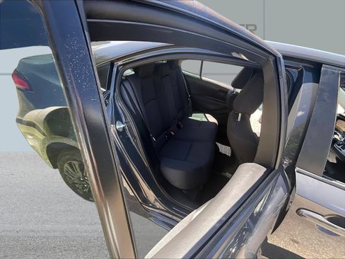 Used 2024 Toyota Corolla LE FWD image 27