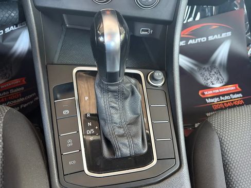 Used 2019 Volkswagen Jetta S w/ Driver Assistance Package FWD image 24