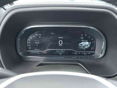 Used 2024 GMC Yukon SLT AWD/4WD image 37