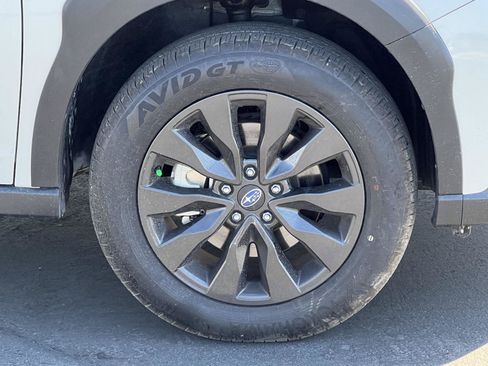 Used 2025 Subaru Outback Onyx Edition AWD/4WD image 16