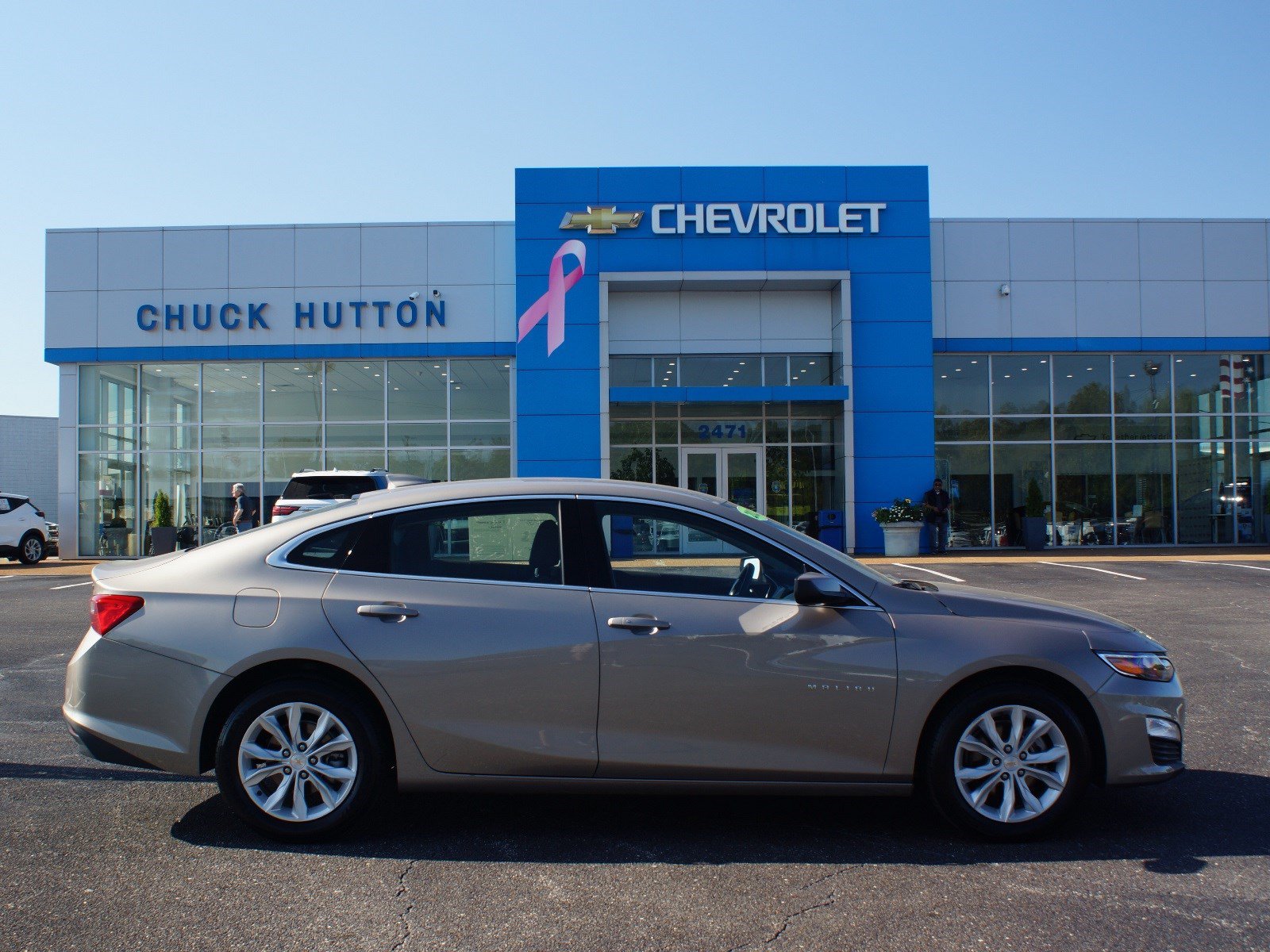 Used 2025 Chevrolet Malibu LT FWD image 1