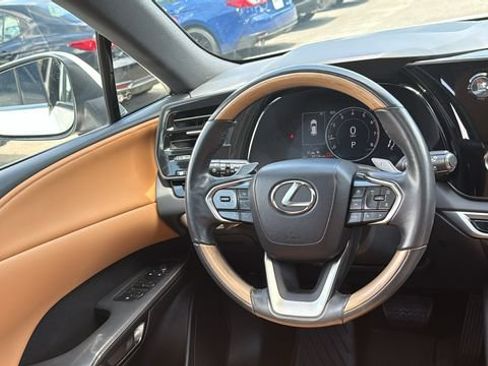 Used 2023 Lexus RX 350 Premium w/ Accessory Package AWD/4WD image 22