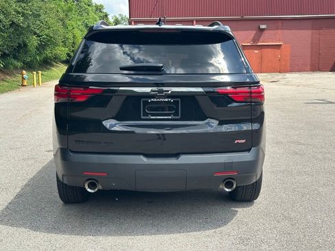 Used 2023 Chevrolet Traverse RS AWD/4WD image 6