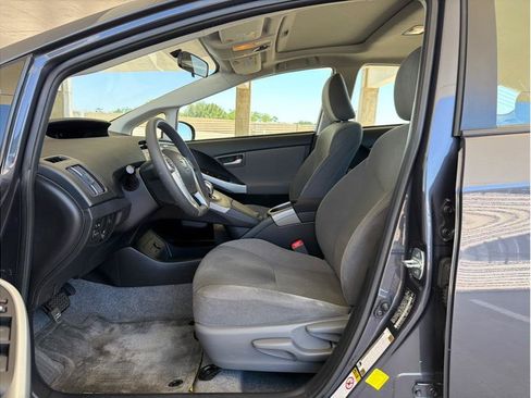 Used 2013 Toyota Prius Three w/ Solar Roof Pkg FWD image 10