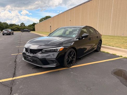 Used 2024 Honda Civic Sport image 6