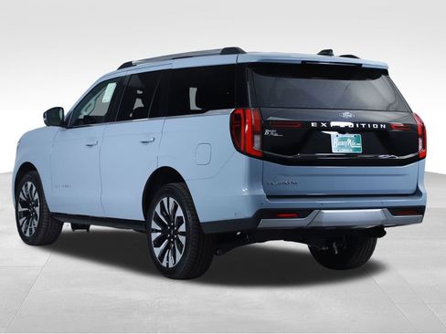 New 2025 Ford Expedition Platinum w/ Driver's Package image 13
