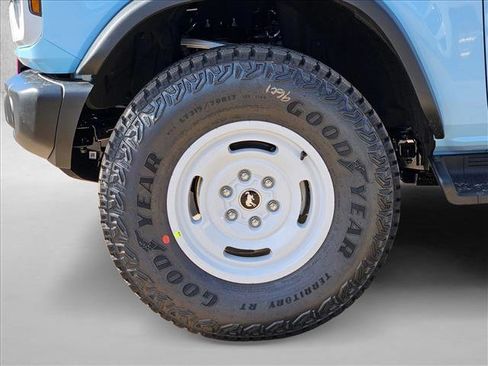 New 2025 Ford Bronco Heritage Edition image 10