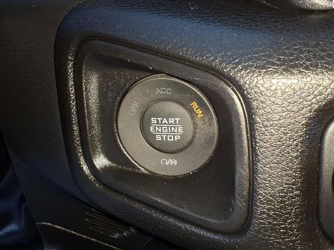 Used 2024 Jeep Wrangler Sport S image 23