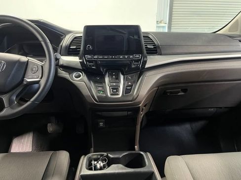 Used 2019 Honda Odyssey EX image 19