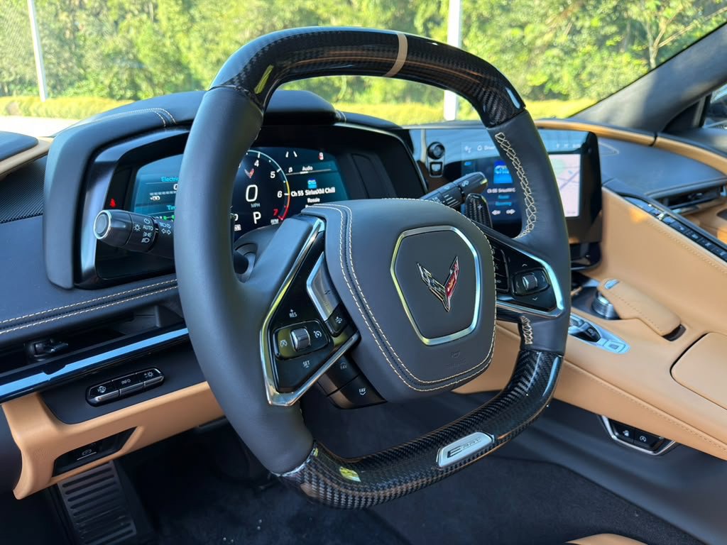 Used 2025 Chevrolet Corvette E-Ray w/ Stealth Interior Trim Package AWD/4WD image 16