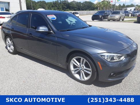 Used 2018 BMW 320i Sedan image 7