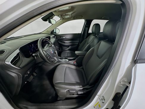 Used 2025 Buick Encore GX Preferred FWD image 13