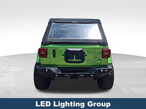 Used 2019 Jeep Wrangler Unlimited Rubicon AWD/4WD image 6
