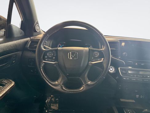 Used 2021 Honda Pilot Black Edition image 12
