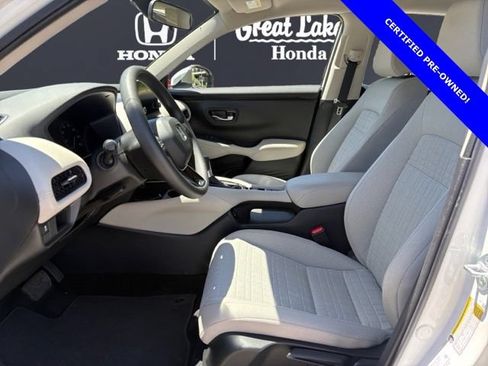 Certified 2024 Honda HR-V LX image 9